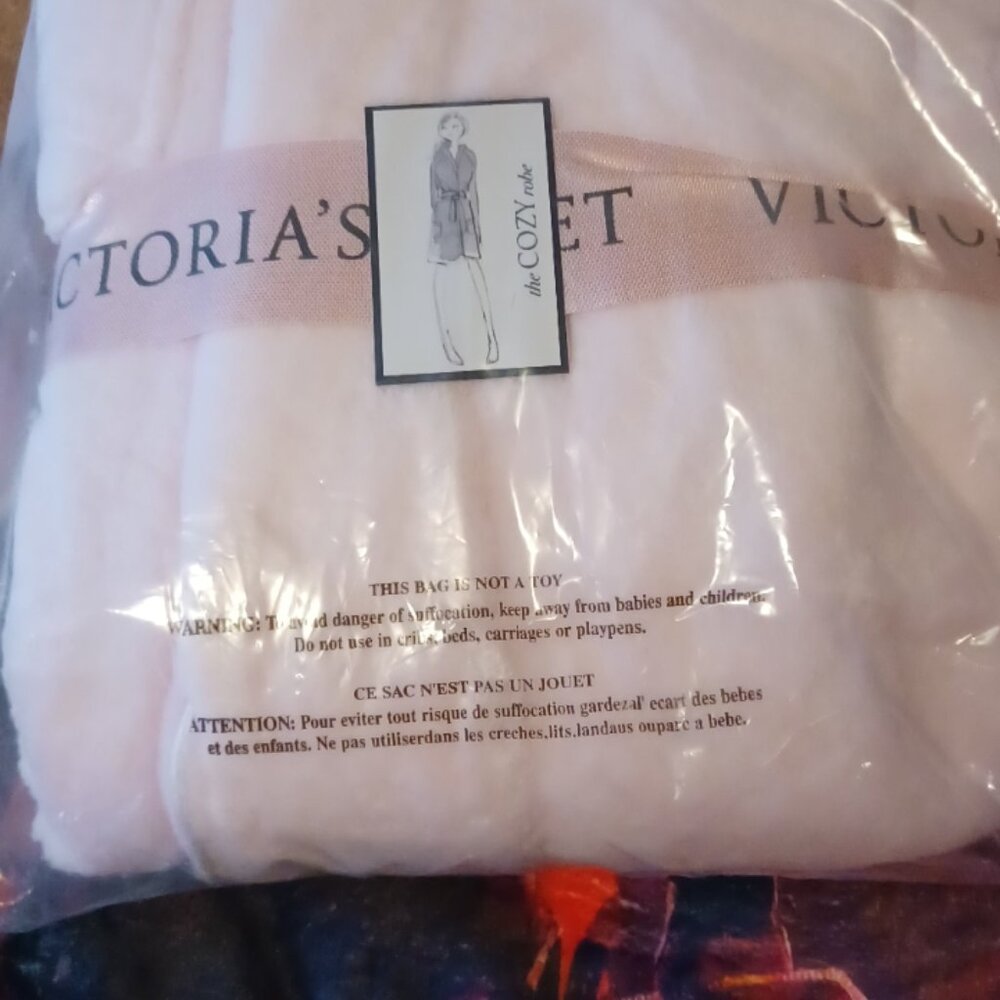 Victoria's Secret Pink Bath/Spa Robe New
